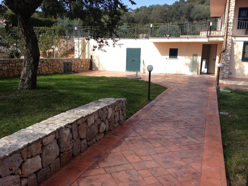 Villa Suber Sperlonga Luaran gambar