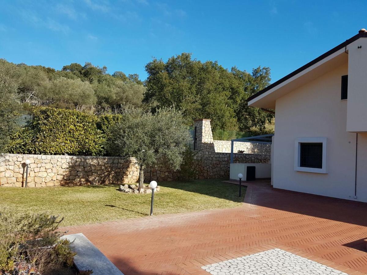 Villa Suber Sperlonga Luaran gambar