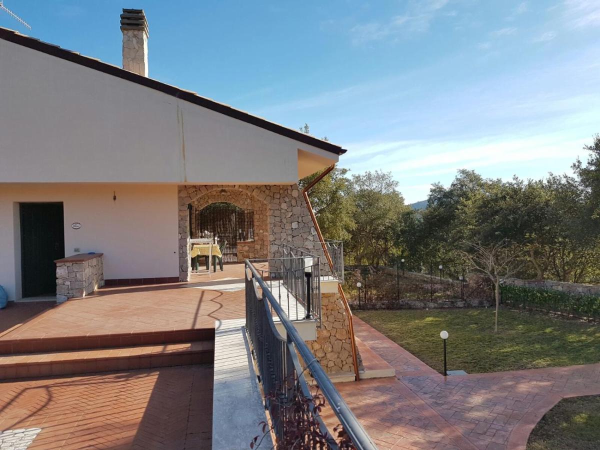 Villa Suber Sperlonga Luaran gambar